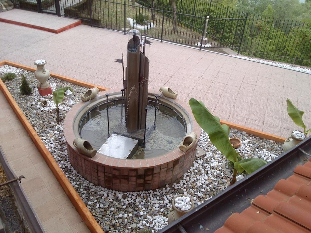 Hotel Empire Resort Iseo Zimmer foto